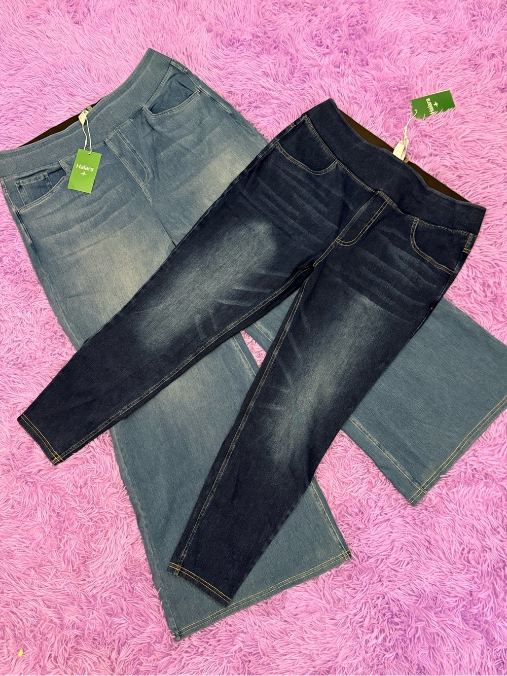 Halara XL Women’s Dark Wash Stretch jeans and Jeggings - light blue & Navy Blue